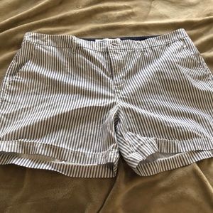 Oldnavy “every day” short, seersucker pattern NWOT